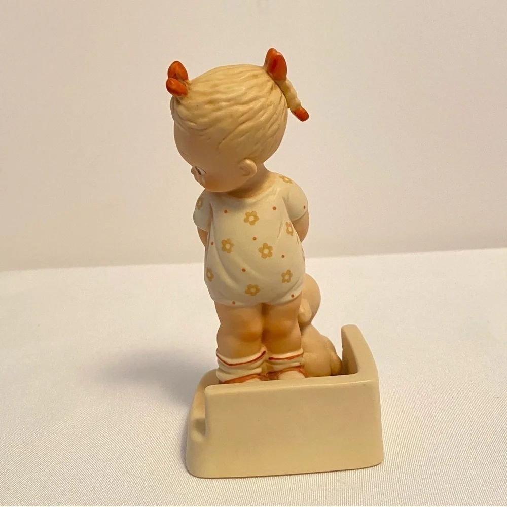 Enesco Memories Of Yesterday 